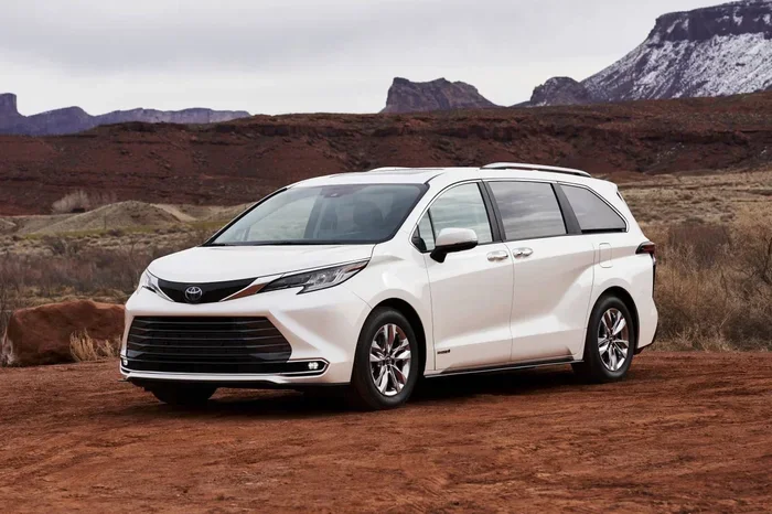 6 Seater Cars Under 15 Lakh Worth Your Consideration