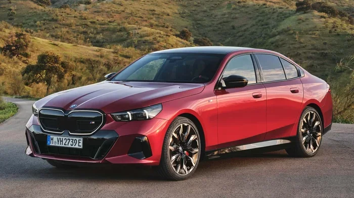 Does Safelite Use OEM Glass for BMW Car Owners Today